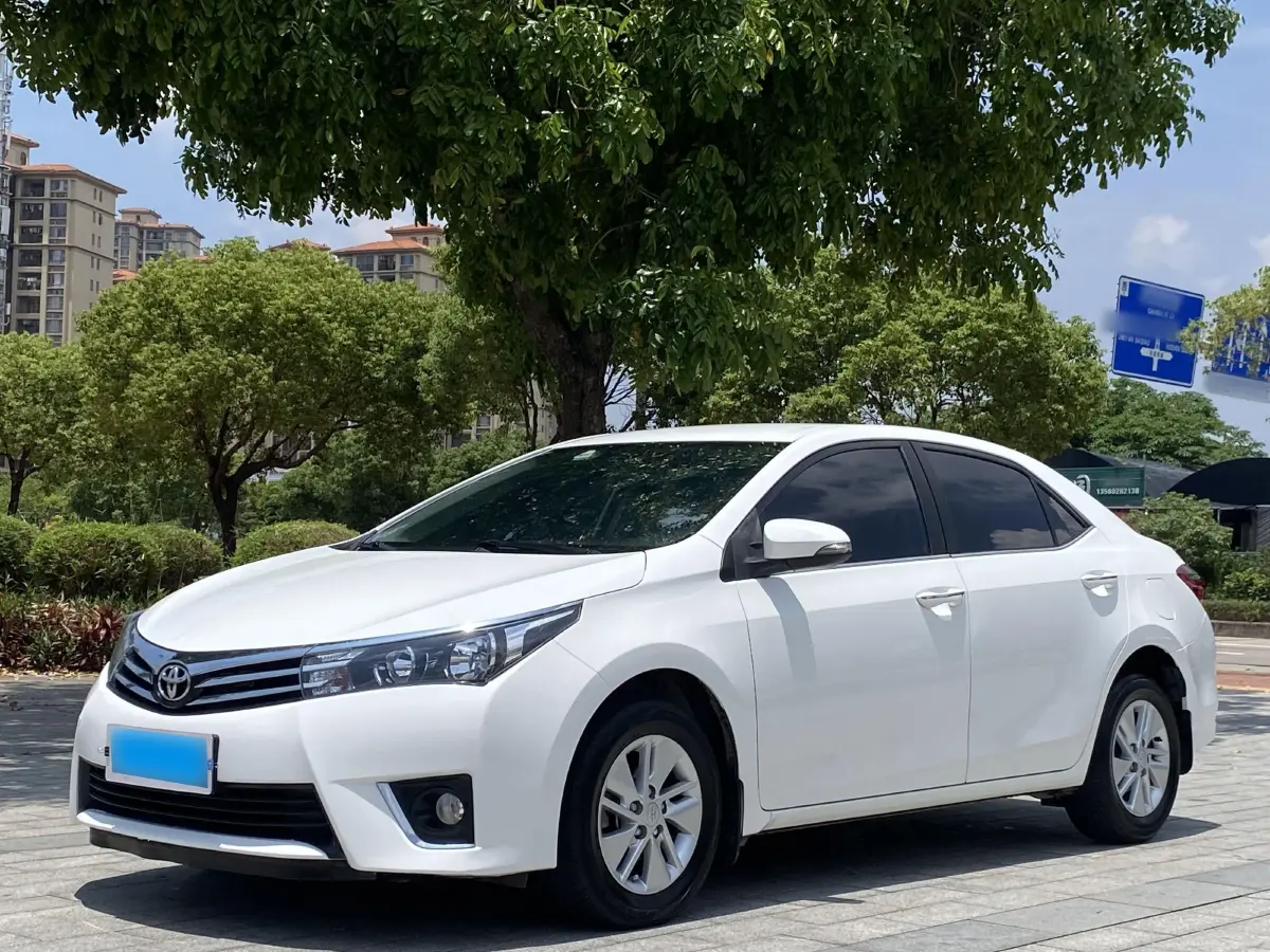 2017 Toyota Corolla 1.6L 122HP L4 CVT