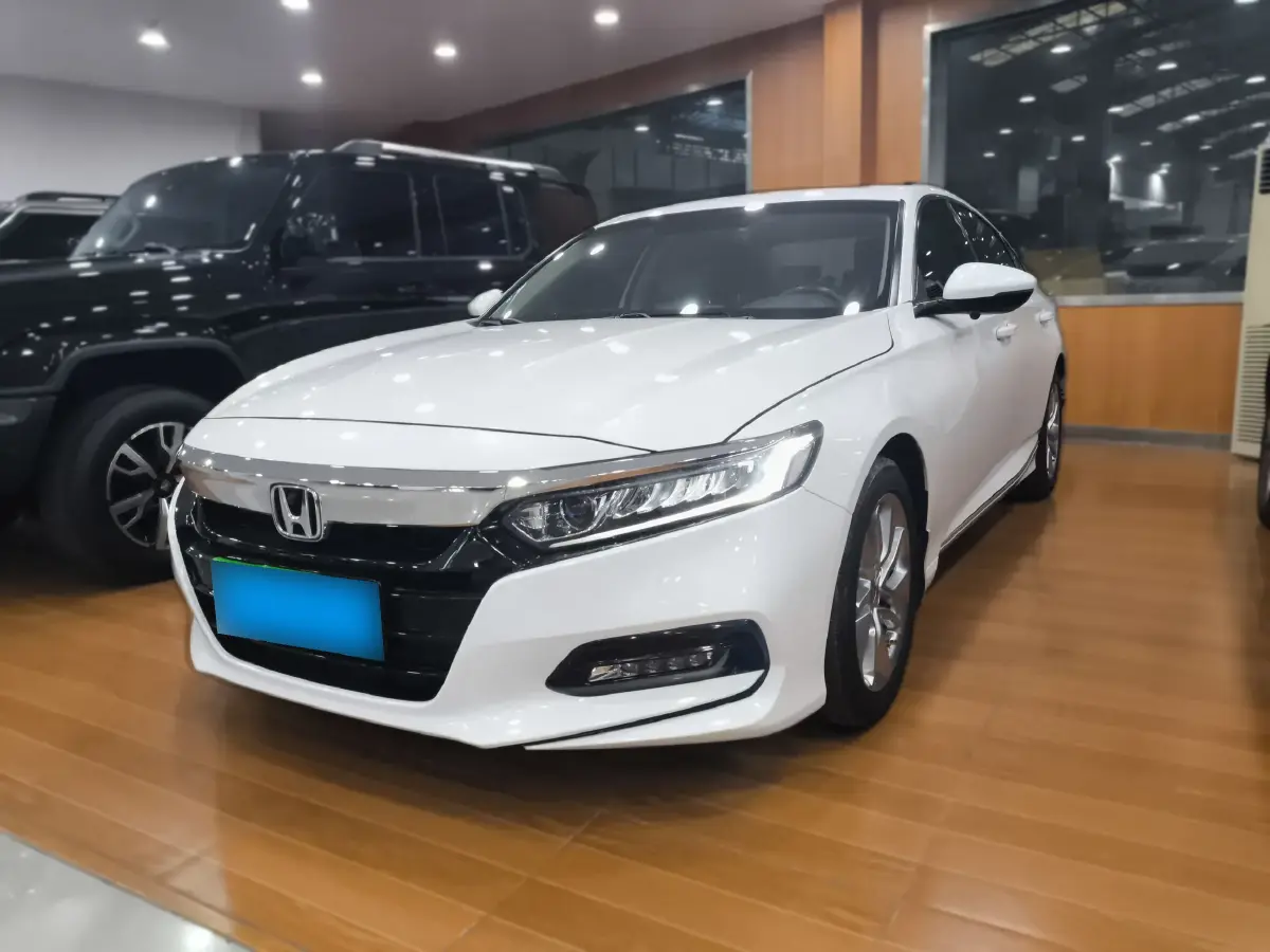 2018 Honda Accord 1.5T 194HP L4 CVT