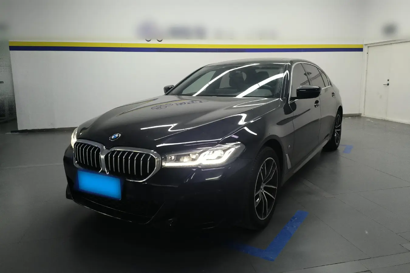 2022 BMW 5 Series 2.0T 184HP L4 8AT