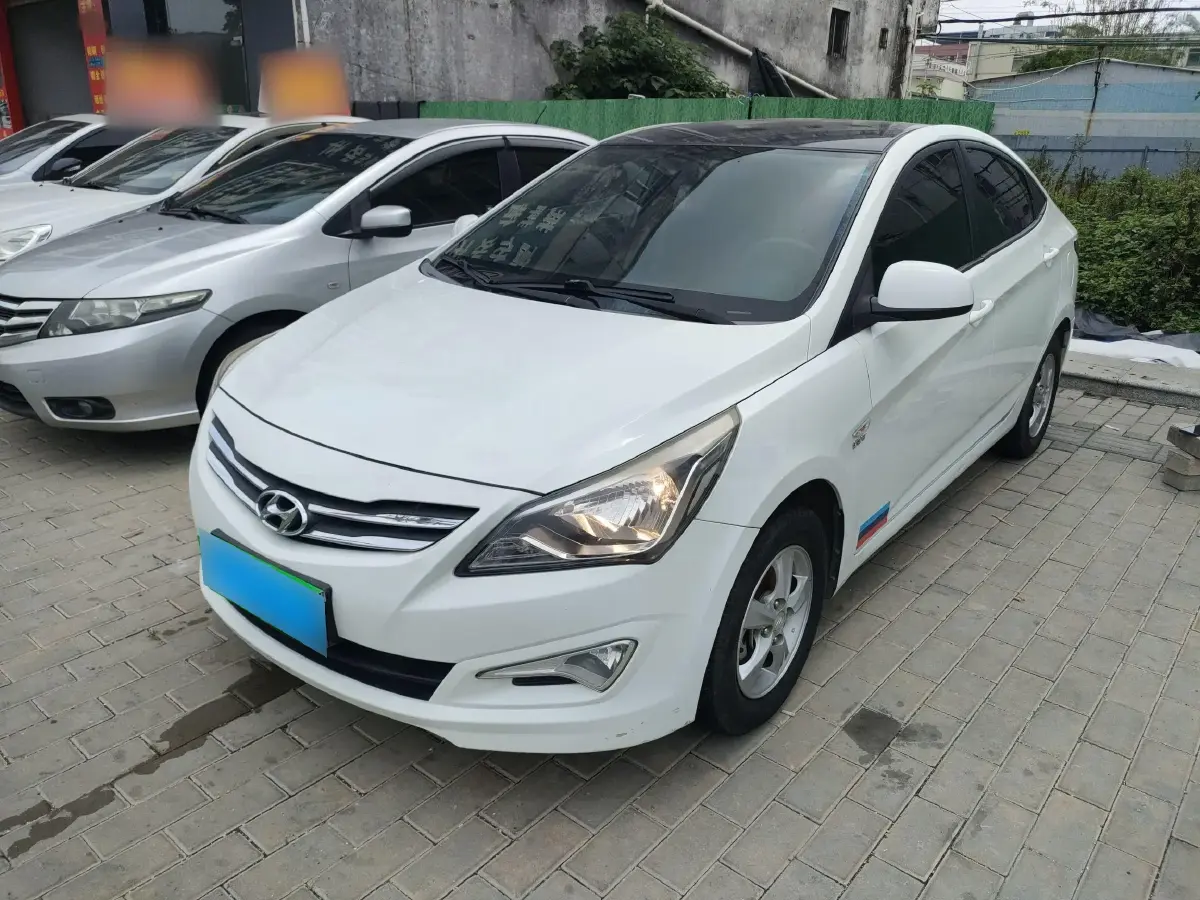 2016 Hyundai Reina 1.4L 107HP L4 4AT
