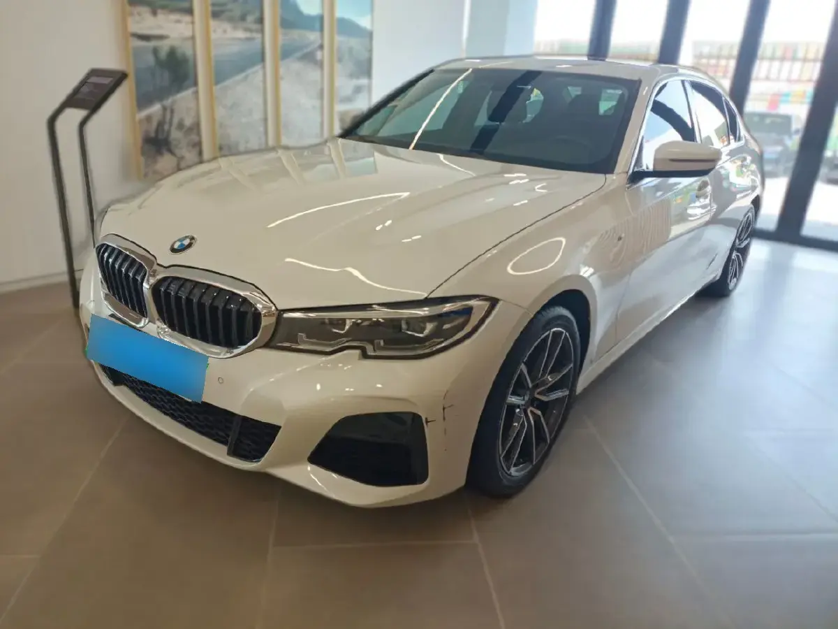2021 BMW 3 Series 2.0T 156HP L4 8AT