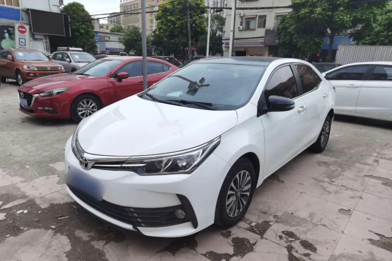 2018 Toyota Corolla 1.2T 116HP L4 CVT