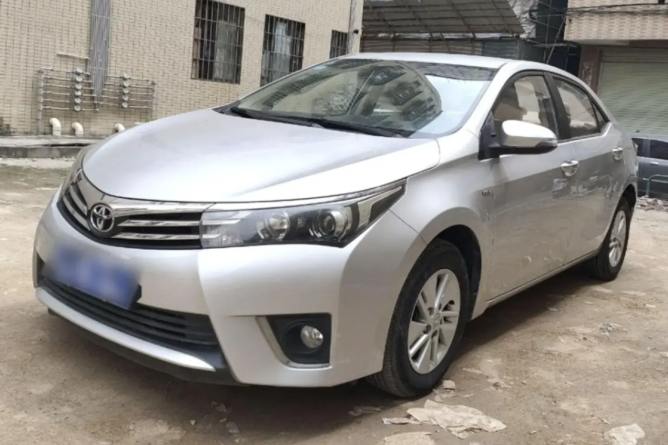 2017 Toyota Corolla 1.6L 122HP L4 CVT