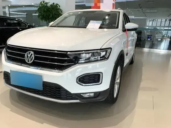 2020 Volkswagen T-Roc 1.4T 150HP L4 7DCT