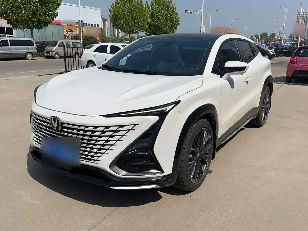 2023 ChangAn UNI-T 1.5T 188HP L4 7DCT