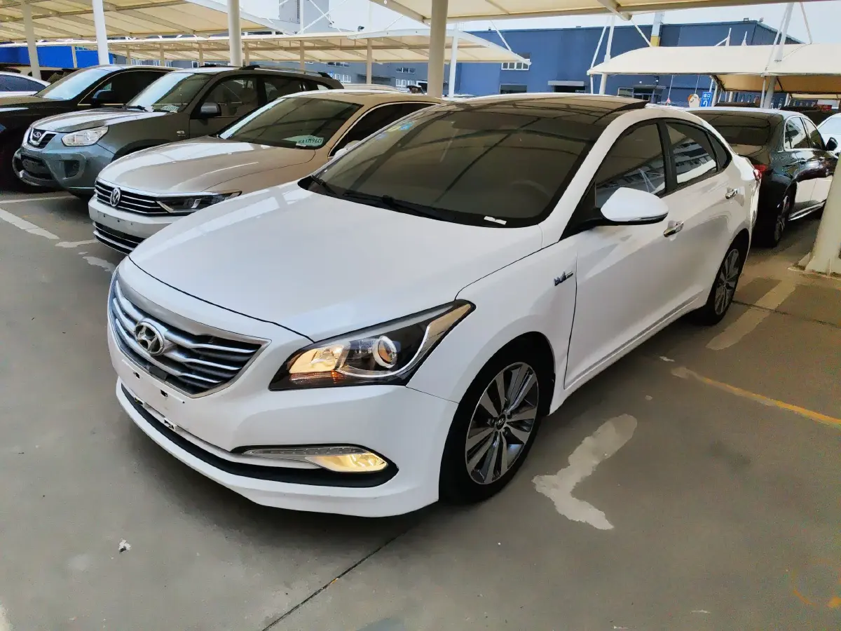 2016 Hyundai Mistra 1.6T 175HP L4 7DCT