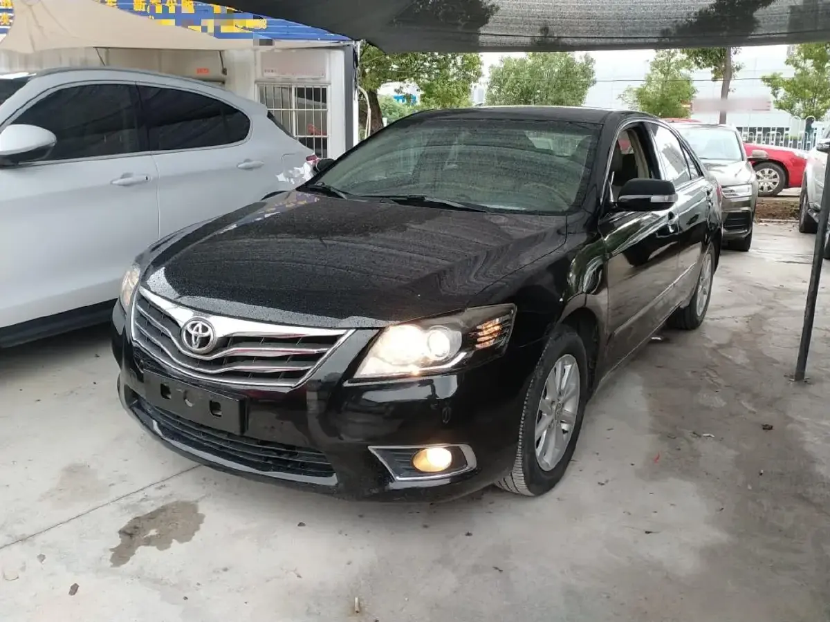 2013 Toyota Camry 2.0L 147HP L4 4AT