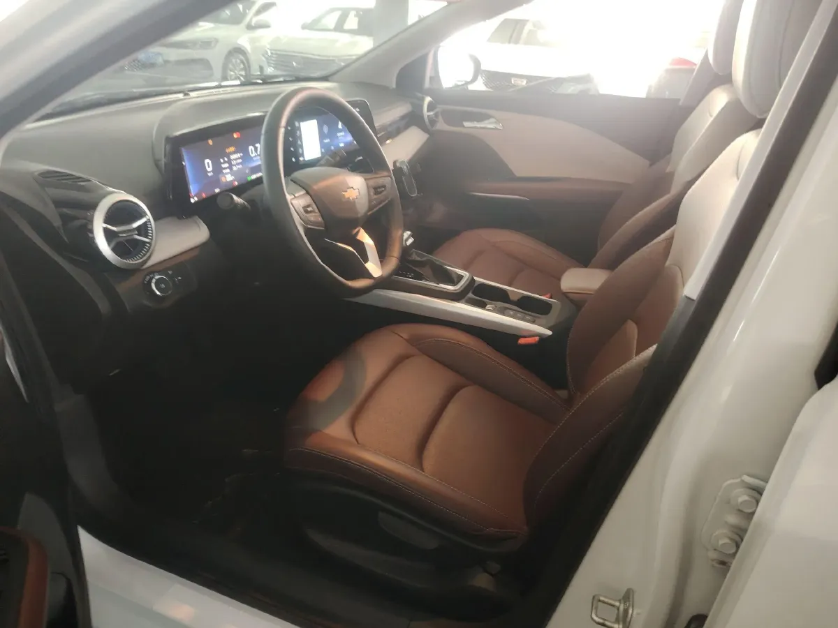 2023 Chevrolet Monza 1.5L 113HP L4 6DCT,autocango,china used car exporter,china ev exporter,chinese used car exporter,chinese used ev exporter