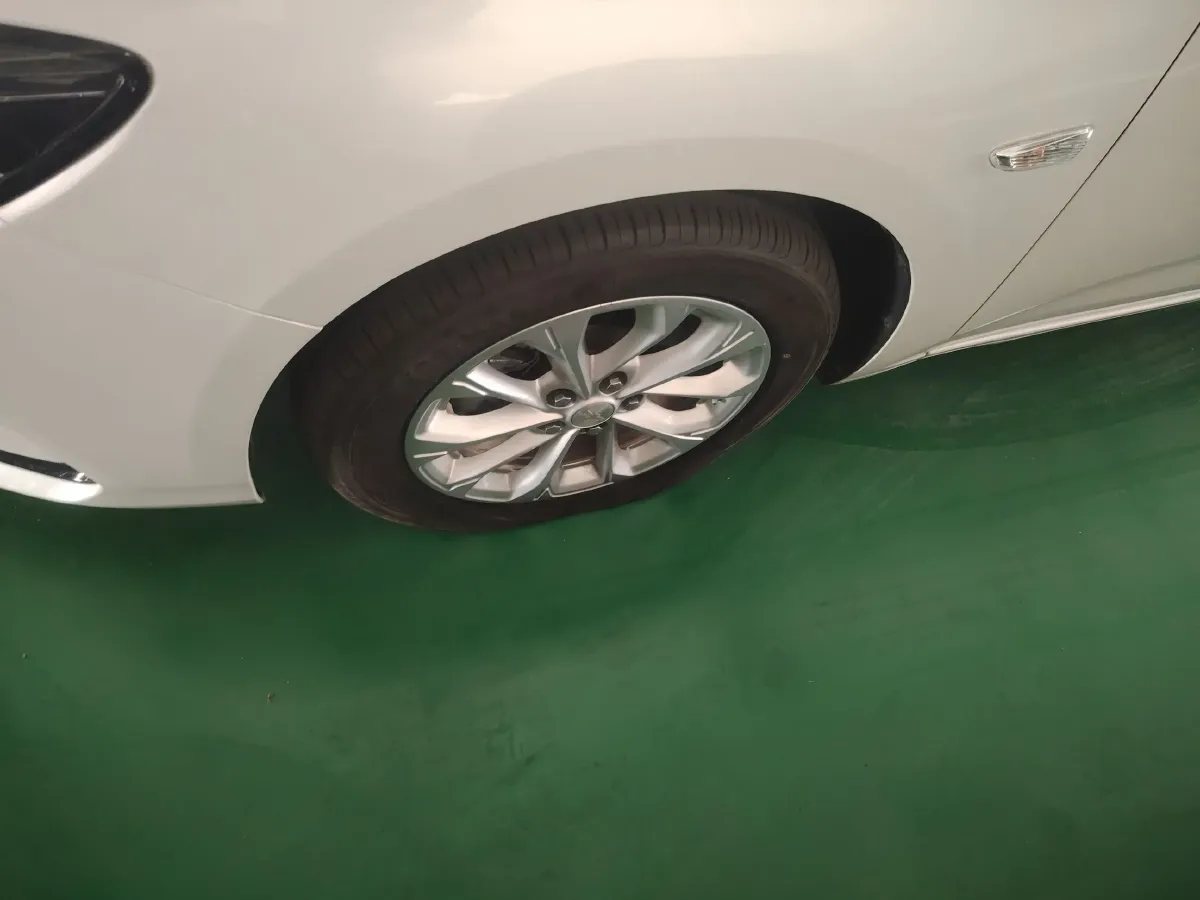 2023 Chevrolet Monza 1.5L 113HP L4 6DCT,autocango,china used car exporter,china ev exporter,chinese used car exporter,chinese used ev exporter