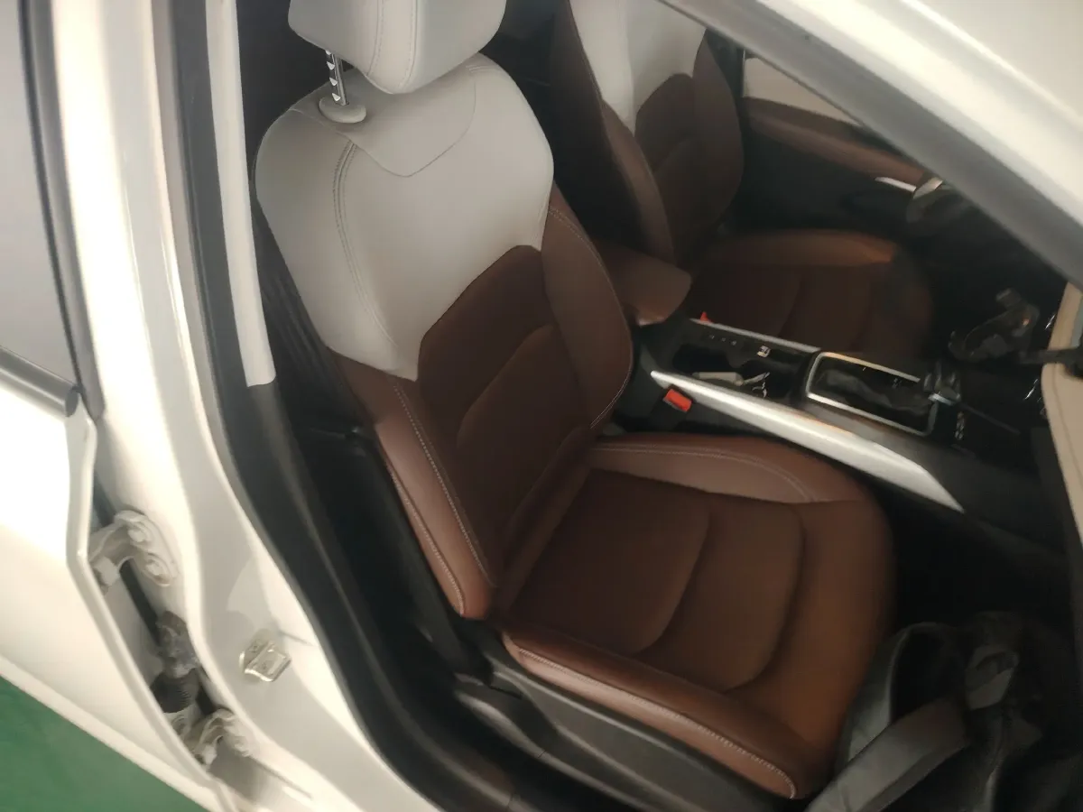 2023 Chevrolet Monza 1.5L 113HP L4 6DCT,autocango,china used car exporter,china ev exporter,chinese used car exporter,chinese used ev exporter