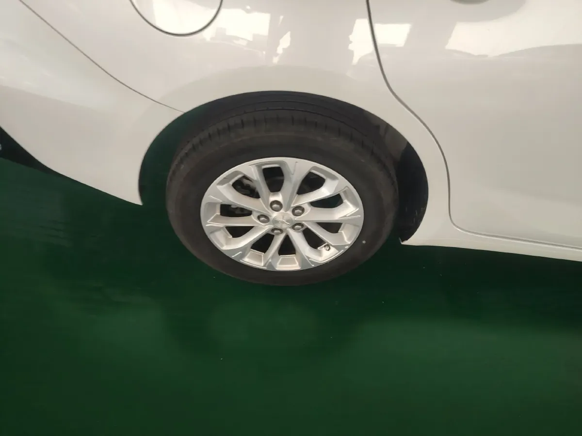 2023 Chevrolet Monza 1.5L 113HP L4 6DCT,autocango,china used car exporter,china ev exporter,chinese used car exporter,chinese used ev exporter