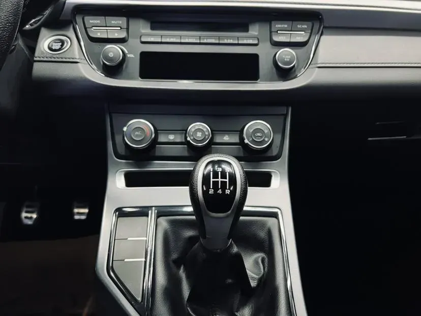 2019 Geely Vision S1 1.5L 109HP L4 5MT,autocango,china used car exporter,china ev exporter,chinese used car exporter,chinese used ev exporter