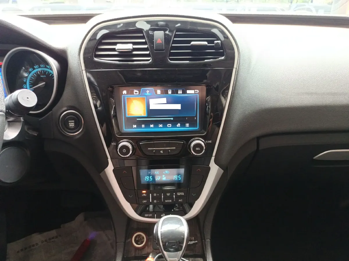 2015 GAC Trumpchi GS5 Super 1.8T 177HP L4 7DCT,autocango,china used car exporter,china ev exporter,chinese used car exporter,chinese used ev exporter