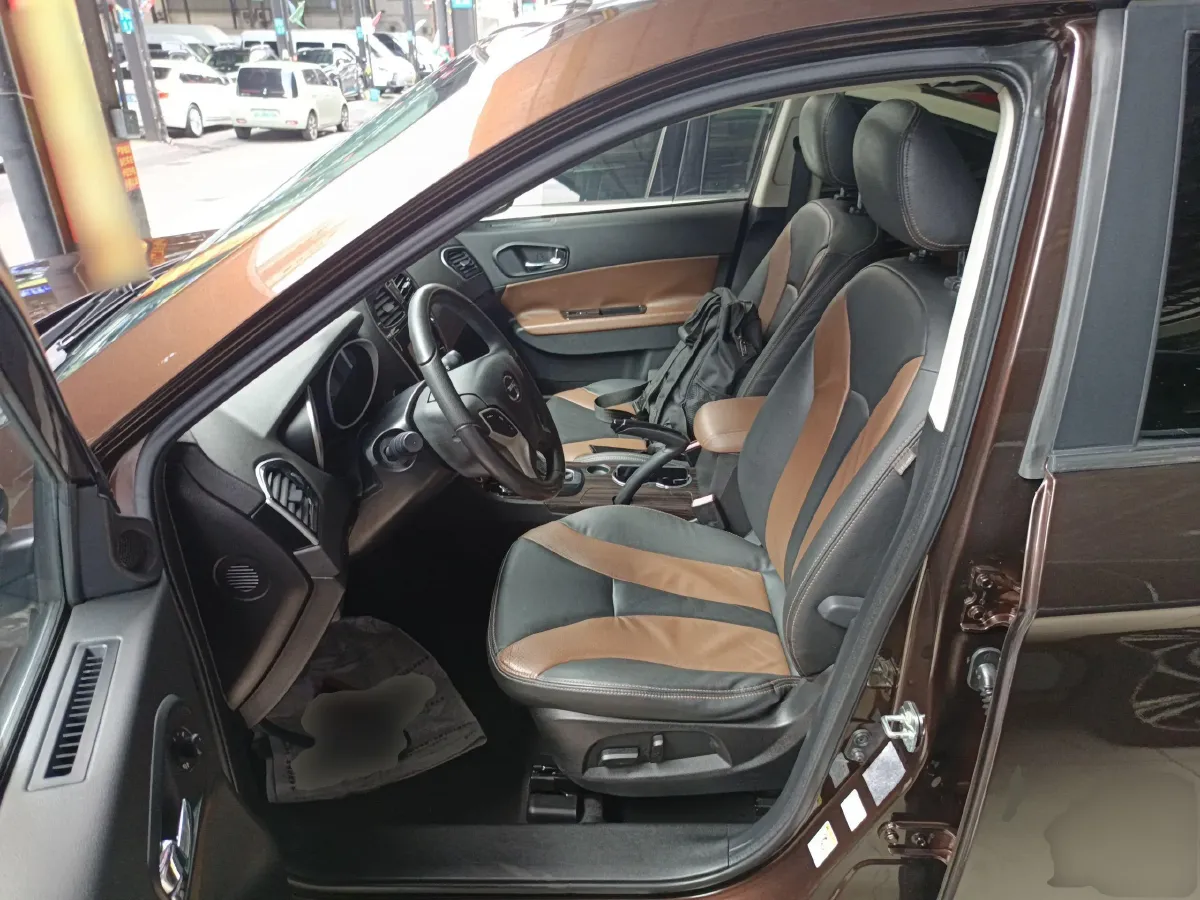 2015 GAC Trumpchi GS5 Super 1.8T 177HP L4 7DCT,autocango,china used car exporter,china ev exporter,chinese used car exporter,chinese used ev exporter