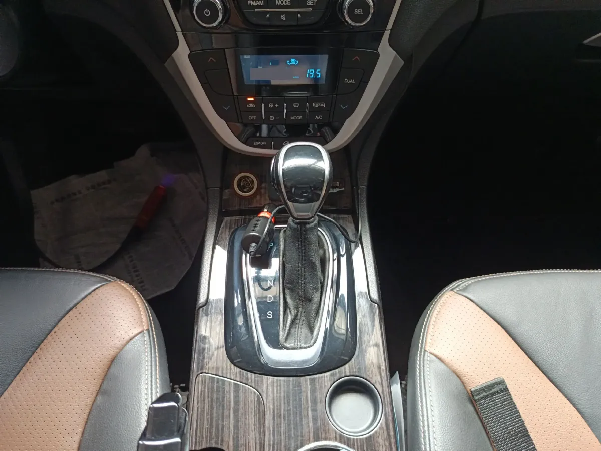 2015 GAC Trumpchi GS5 Super 1.8T 177HP L4 7DCT,autocango,china used car exporter,china ev exporter,chinese used car exporter,chinese used ev exporter