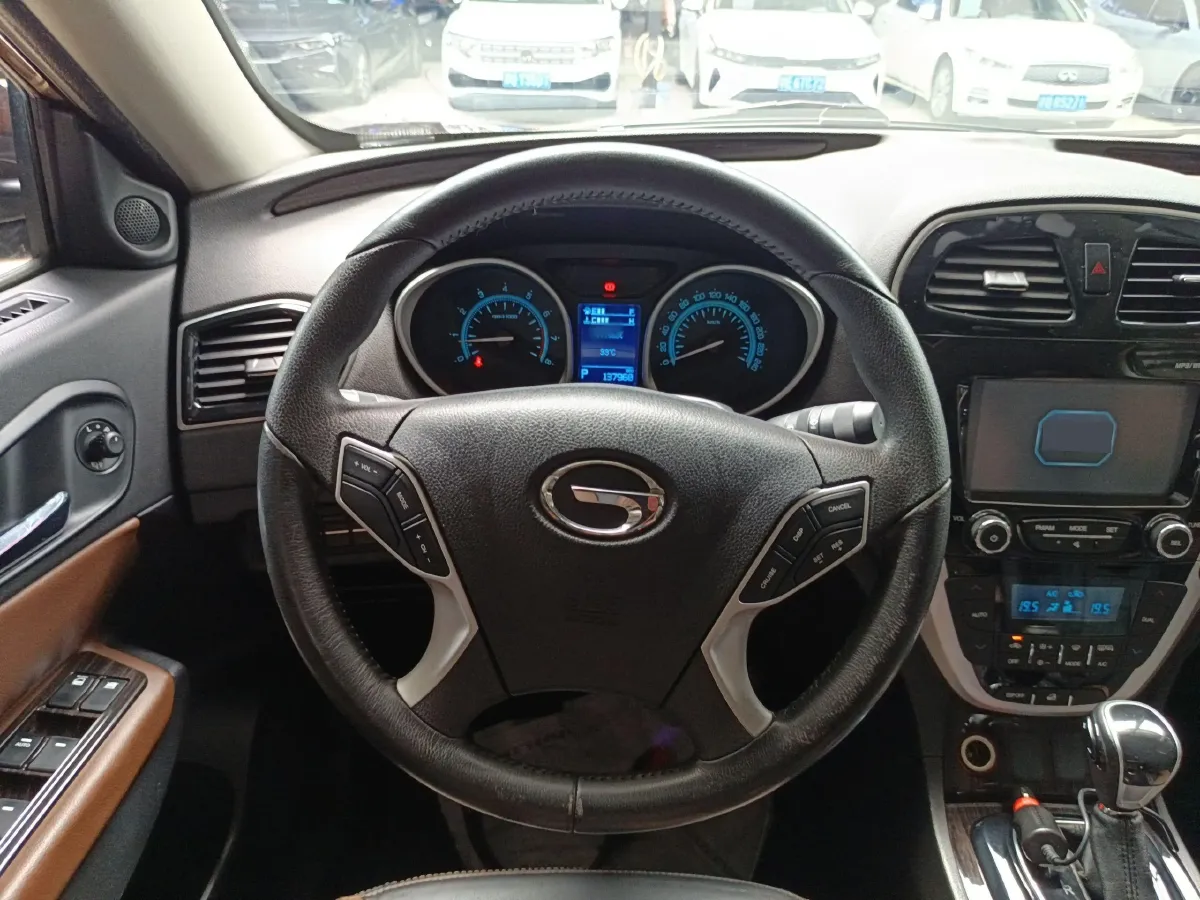 2015 GAC Trumpchi GS5 Super 1.8T 177HP L4 7DCT,autocango,china used car exporter,china ev exporter,chinese used car exporter,chinese used ev exporter