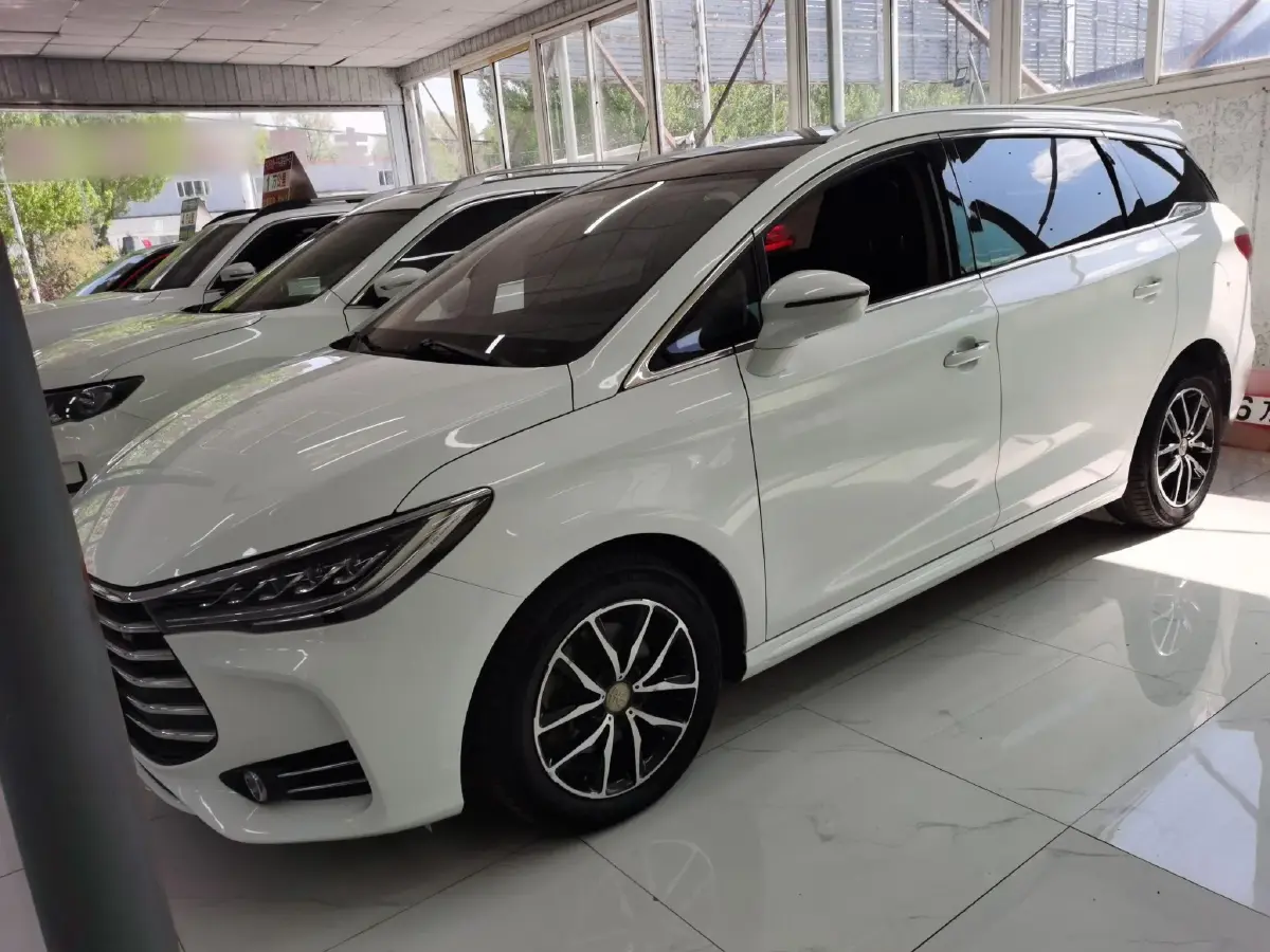 2017 BYD Song MAX 1.5T 154HP L4 6DCT