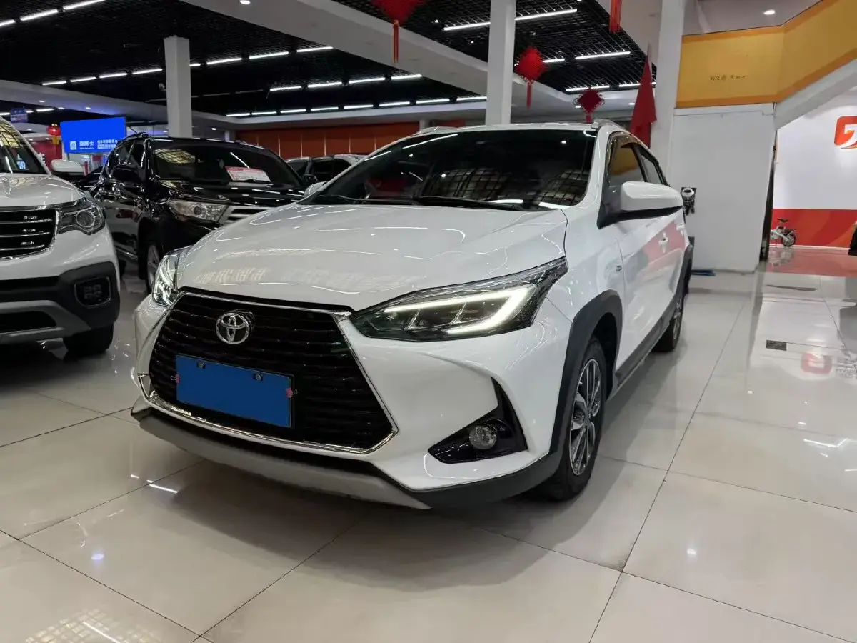 2021 Toyota Yaris L 1.5L 112HP L4 CVT