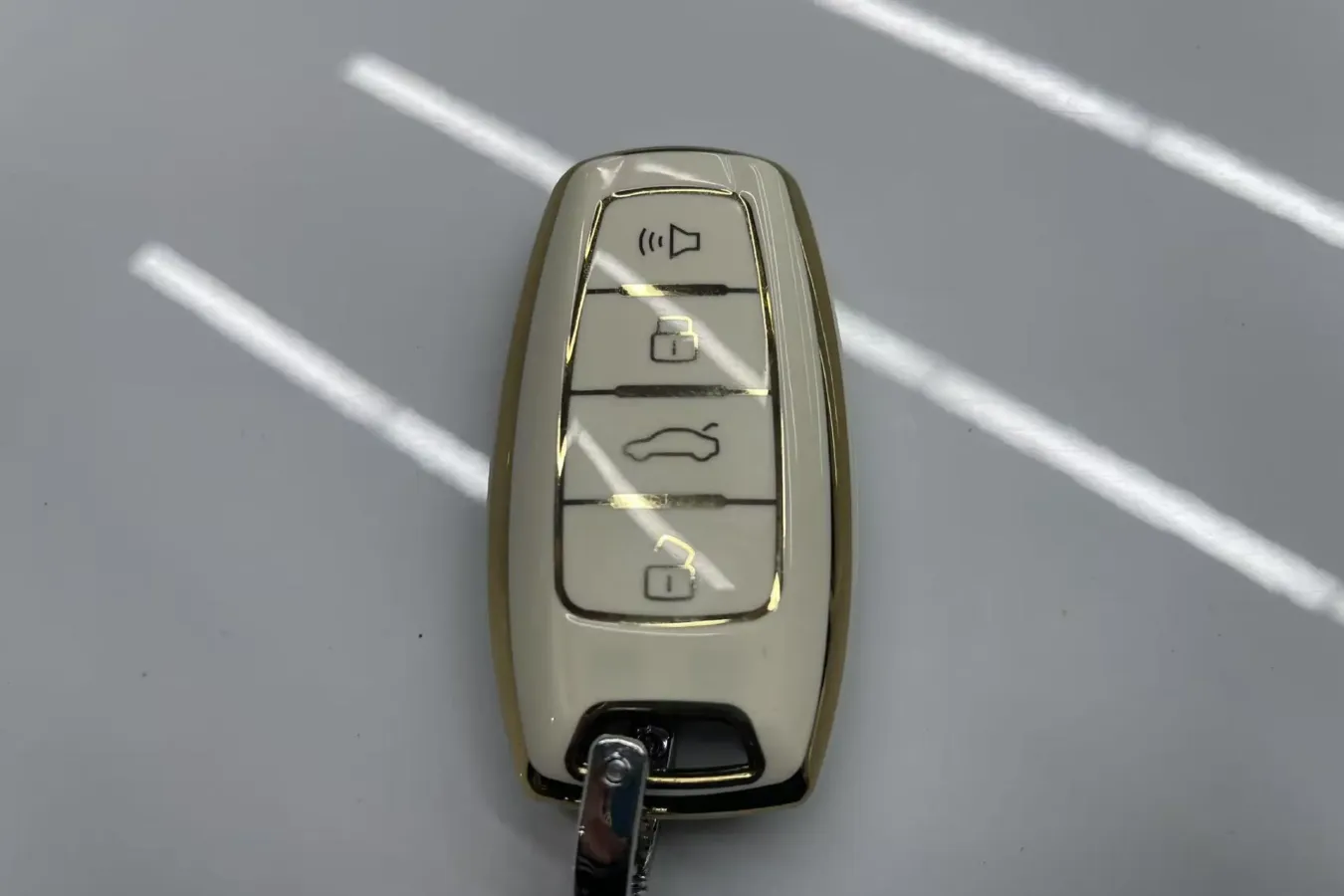 2021 Haval M6 1.5T 150HP L4 7DCT,autocango,china used car exporter,china ev exporter,chinese used car exporter,chinese used ev exporter