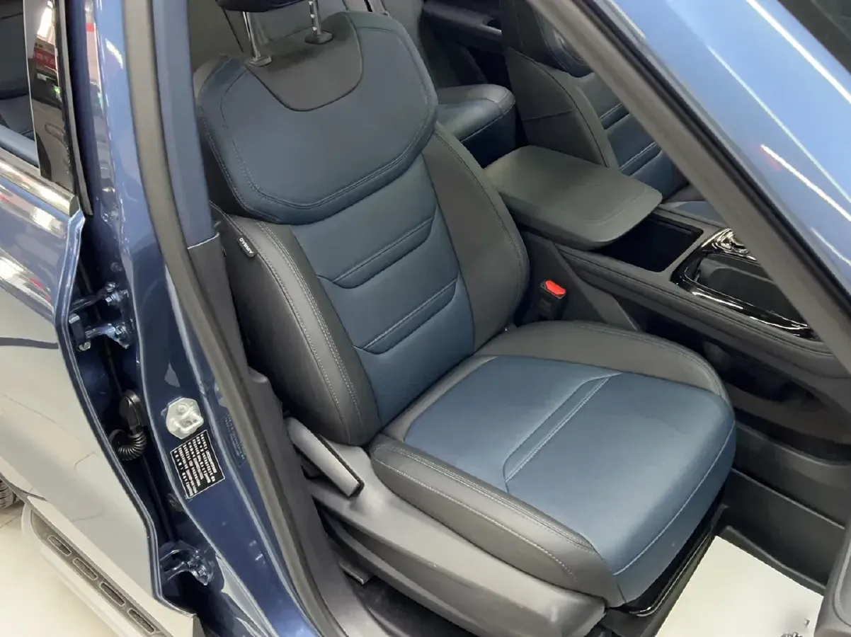 2023 Ford Equator Sport 1.5T 170HP L4 7DCT,autocango,china used car exporter,china ev exporter,chinese used car exporter,chinese used ev exporter