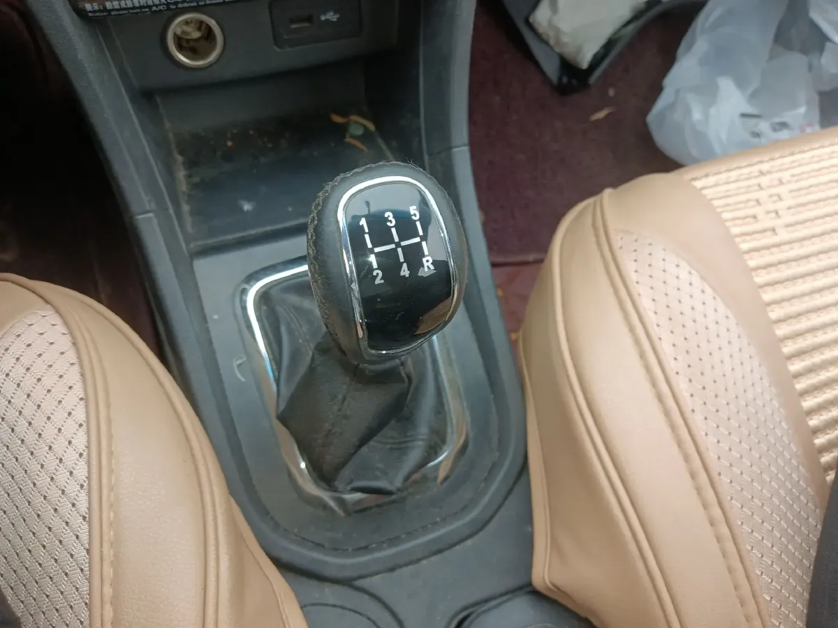 2015 Chery Arrizo 3 1.5L 109HP L4 5MT,autocango,china used car exporter,china ev exporter,chinese used car exporter,chinese used ev exporter