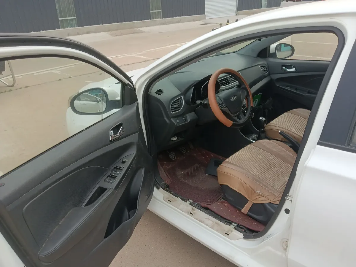 2015 Chery Arrizo 3 1.5L 109HP L4 5MT,autocango,china used car exporter,china ev exporter,chinese used car exporter,chinese used ev exporter