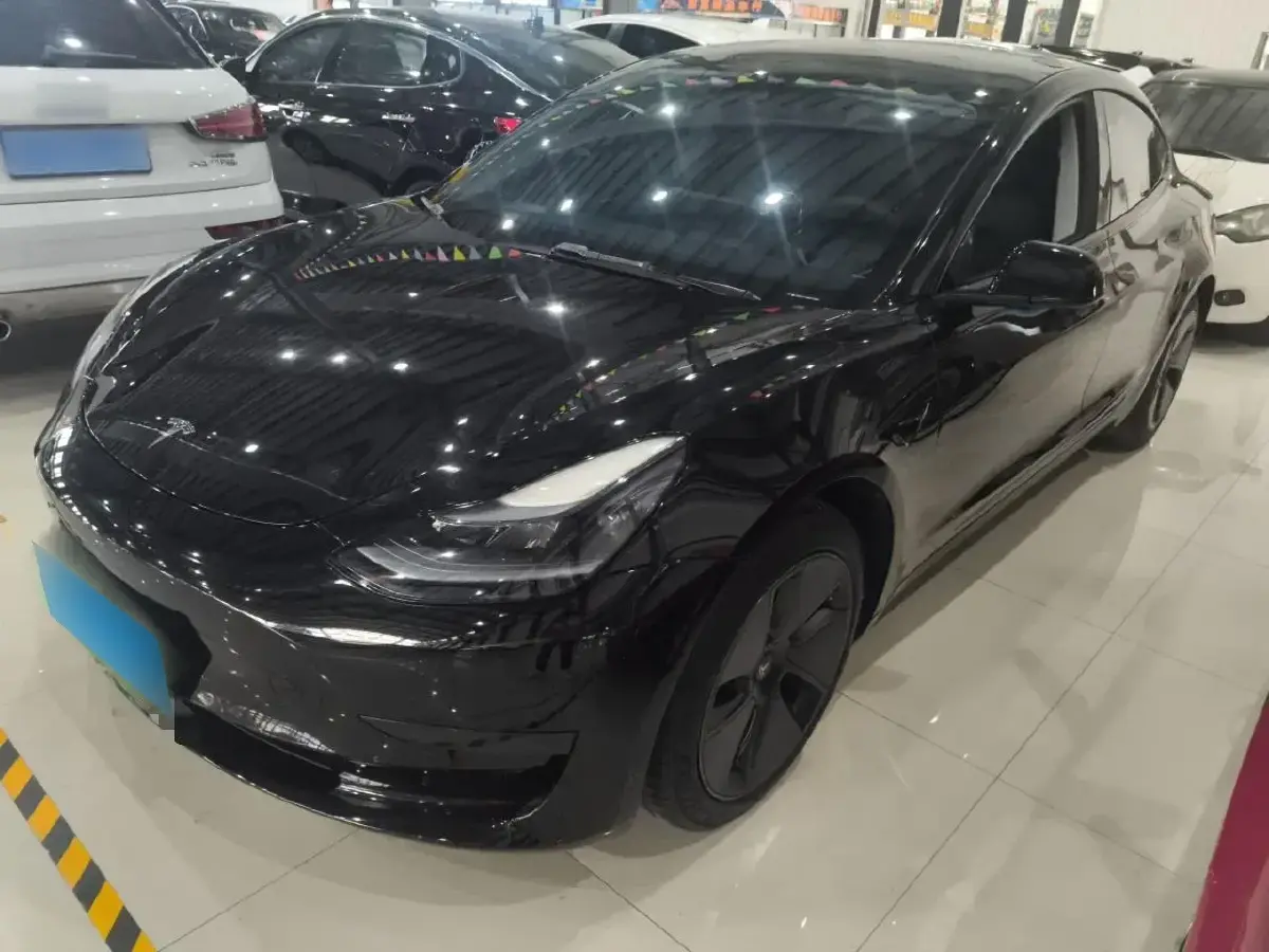 2022 Tesla Model 3 BEV 60KWH