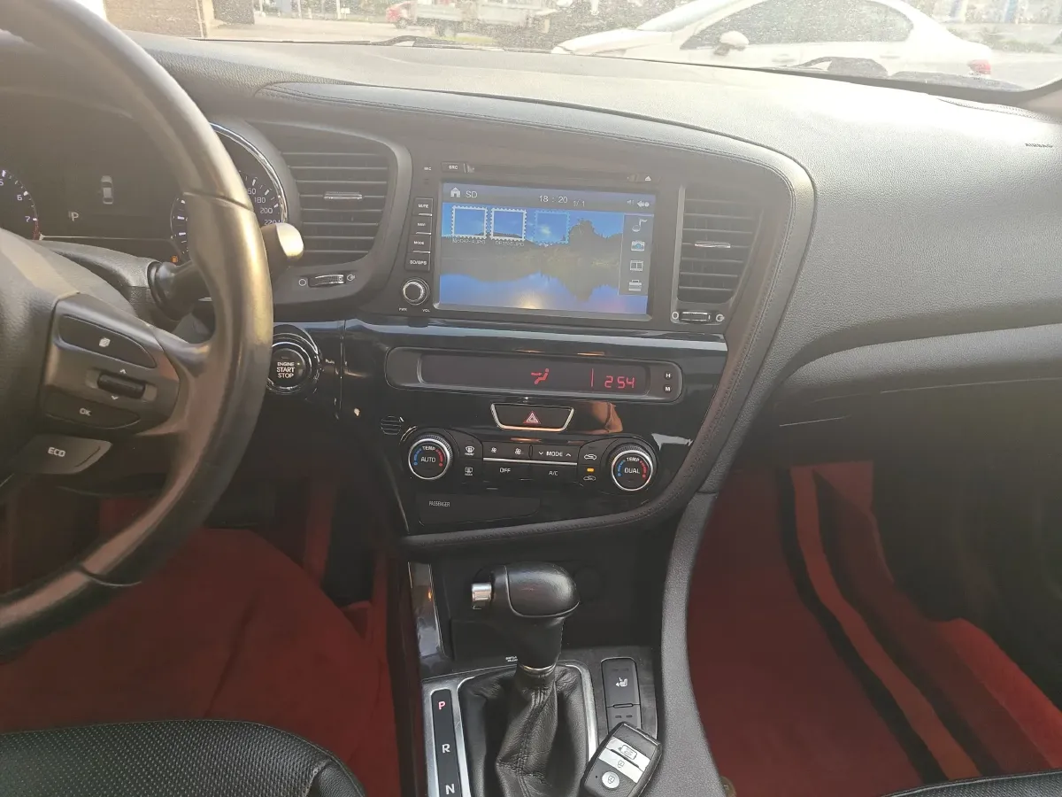 2015 Kia K5 2.0L 162HP L4 6AT,autocango,china used car exporter,china ev exporter,chinese used car exporter,chinese used ev exporter