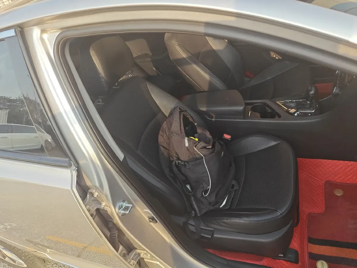 2015 Kia K5 2.0L 162HP L4 6AT,autocango,china used car exporter,china ev exporter,chinese used car exporter,chinese used ev exporter