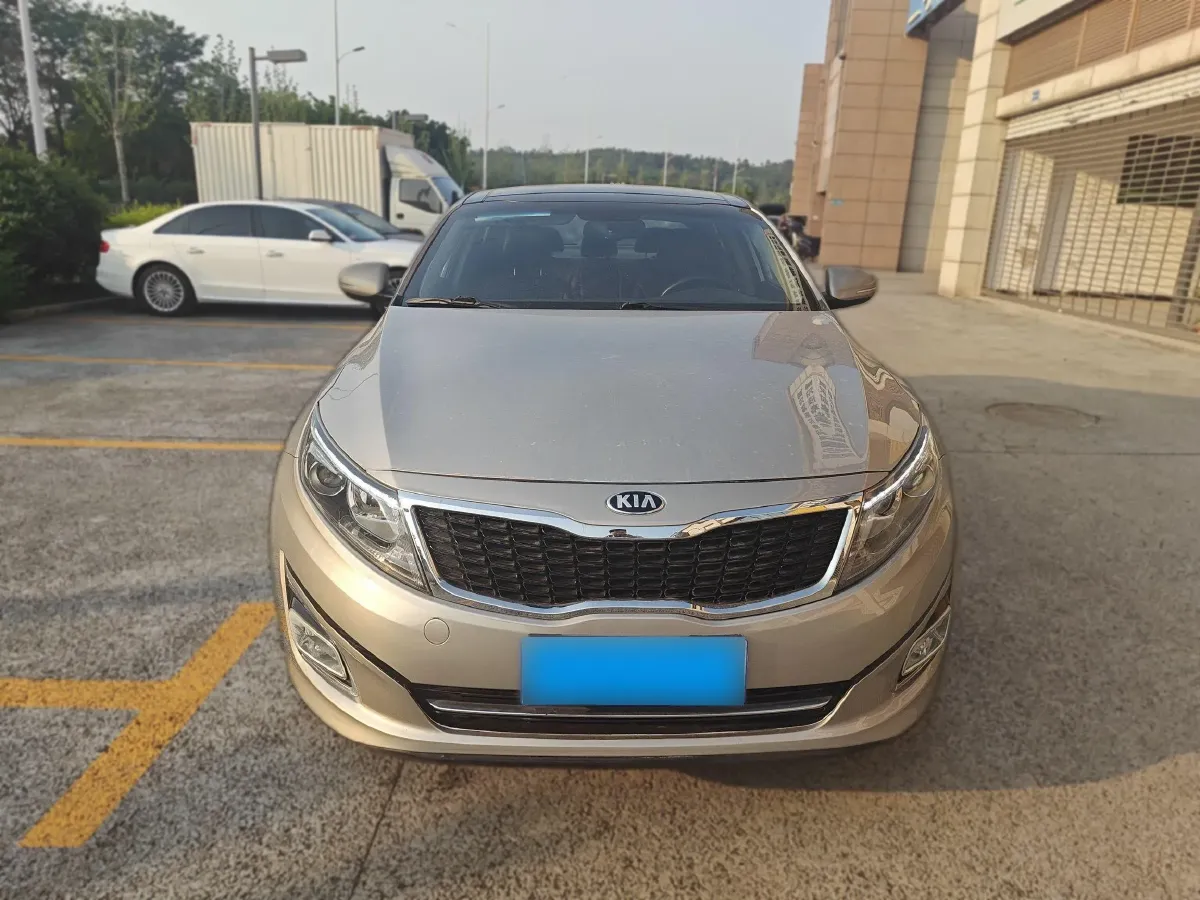 2015 Kia K5 2.0L 162HP L4 6AT,autocango,china used car exporter,china ev exporter,chinese used car exporter,chinese used ev exporter