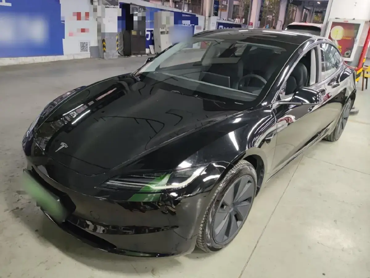 2023 Tesla Model 3 BEV 60KWH
