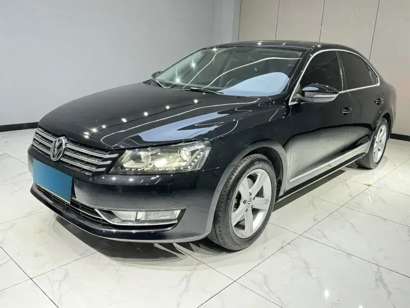 2014 Volkswagen Passat 1.8T 160HP L4 7DCT