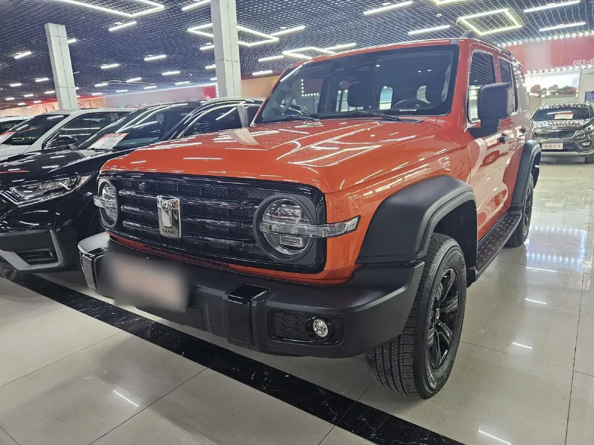 2023 Tank 300 2.0T 227HP L4 8AT