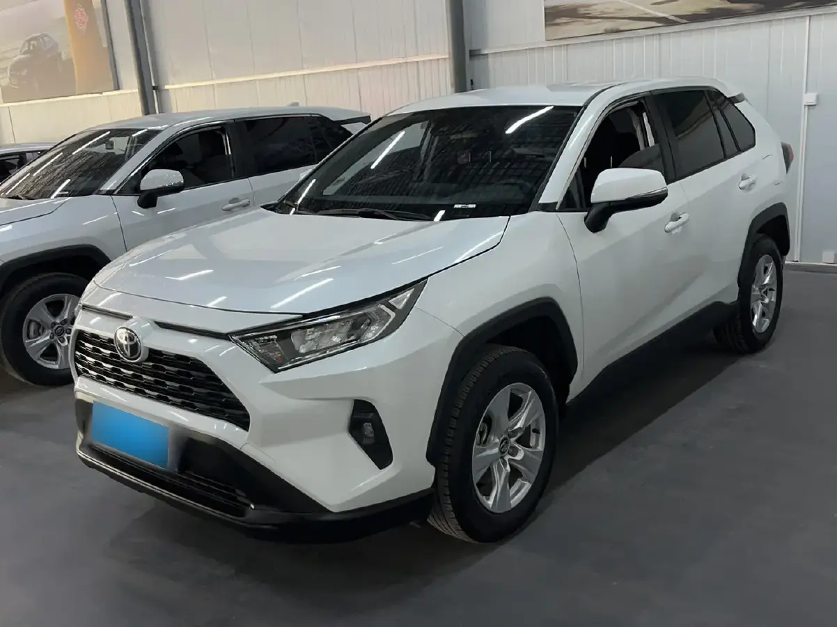 2023 Toyota RAV4 2.0L 171HP L4 CVT
