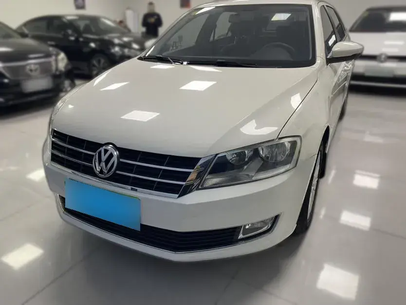 2013 Volkswagen Gran Lavida 1.6L 110HP L4 6AT