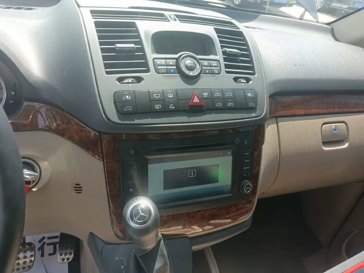 2013 Mercedes-Benz Viano 3.0L 224HP V6 5AT,autocango,china used car exporter,china ev exporter,chinese used car exporter,chinese used ev exporter