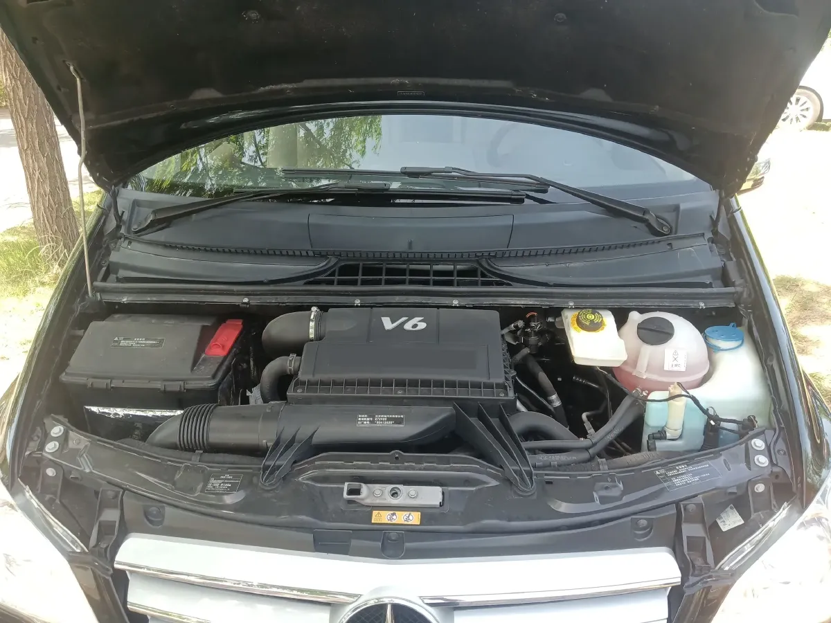 2013 Mercedes-Benz Viano 3.0L 224HP V6 5AT,autocango,china used car exporter,china ev exporter,chinese used car exporter,chinese used ev exporter