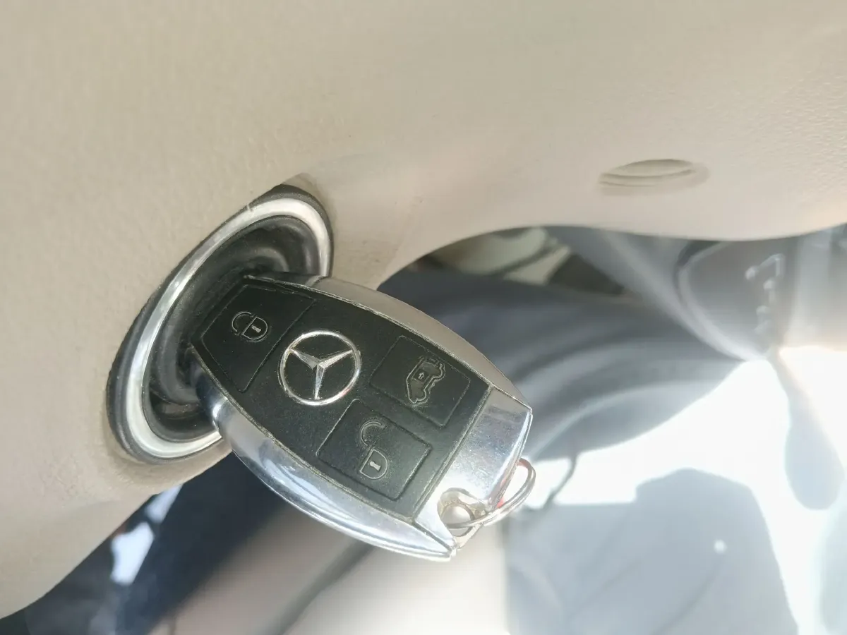 2013 Mercedes-Benz Viano 3.0L 224HP V6 5AT,autocango,china used car exporter,china ev exporter,chinese used car exporter,chinese used ev exporter