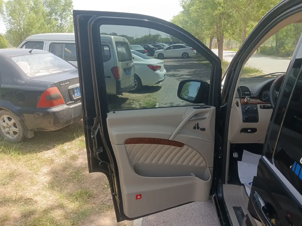 2013 Mercedes-Benz Viano 3.0L 224HP V6 5AT,autocango,china used car exporter,china ev exporter,chinese used car exporter,chinese used ev exporter