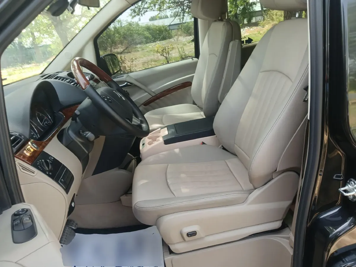 2013 Mercedes-Benz Viano 3.0L 224HP V6 5AT,autocango,china used car exporter,china ev exporter,chinese used car exporter,chinese used ev exporter