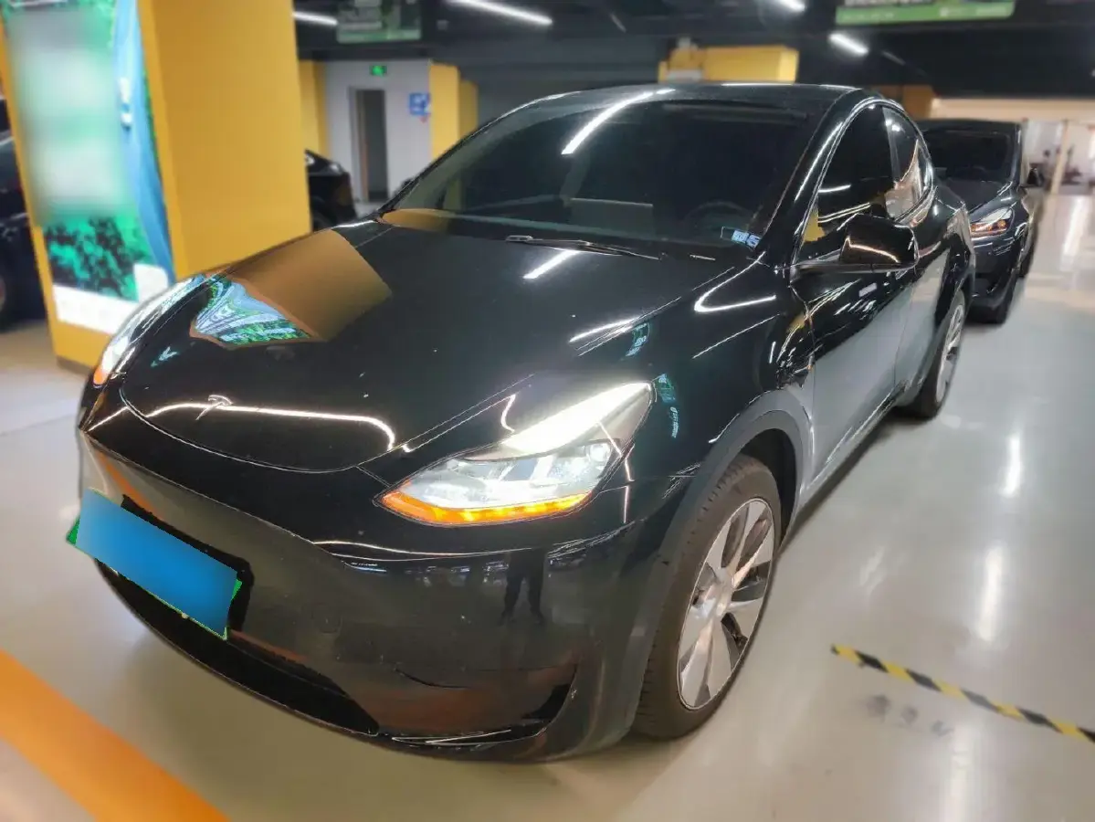 2022 Tesla Model Y BEV 60KWH