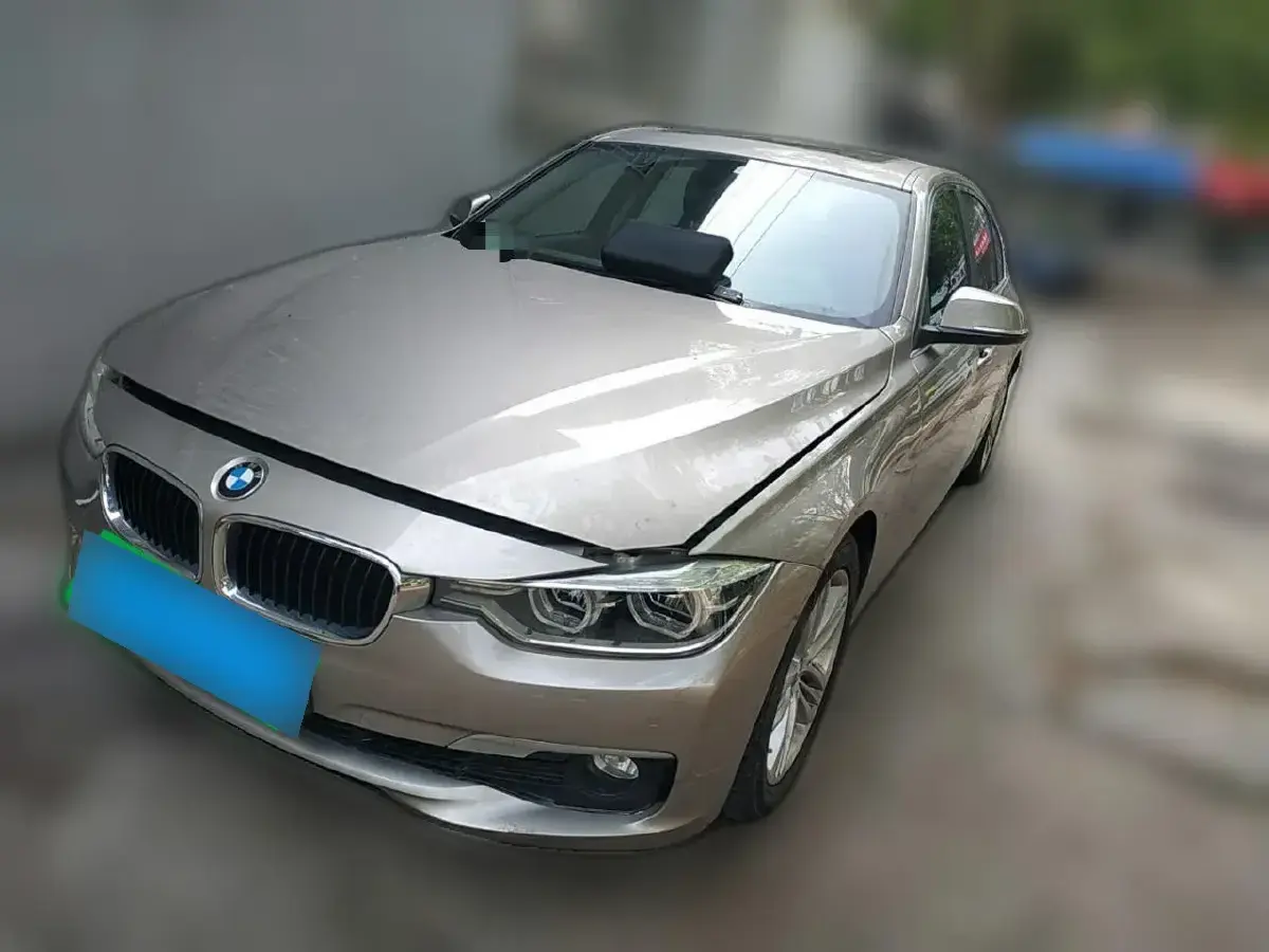 2017 BMW 3 Series 2.0T 184HP L4 8AT