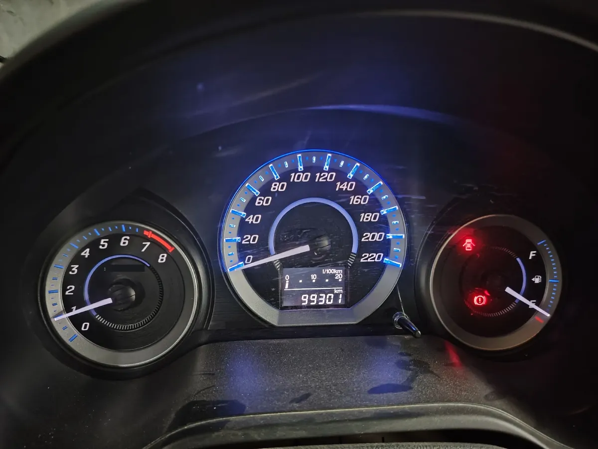 2012 Honda City Classic 1.5L 120HP L4 5MT,autocango,china used car exporter,china ev exporter,chinese used car exporter,chinese used ev exporter