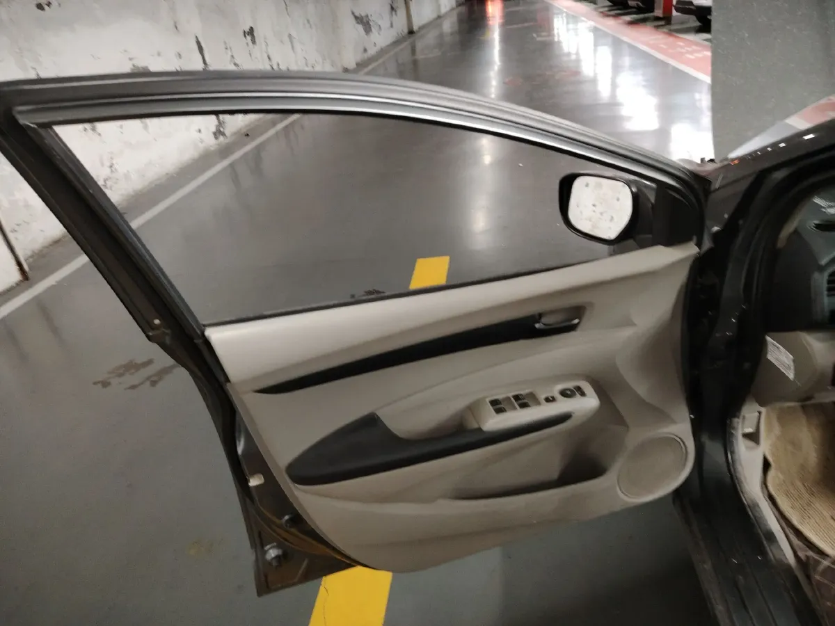 2012 Honda City Classic 1.5L 120HP L4 5MT,autocango,china used car exporter,china ev exporter,chinese used car exporter,chinese used ev exporter