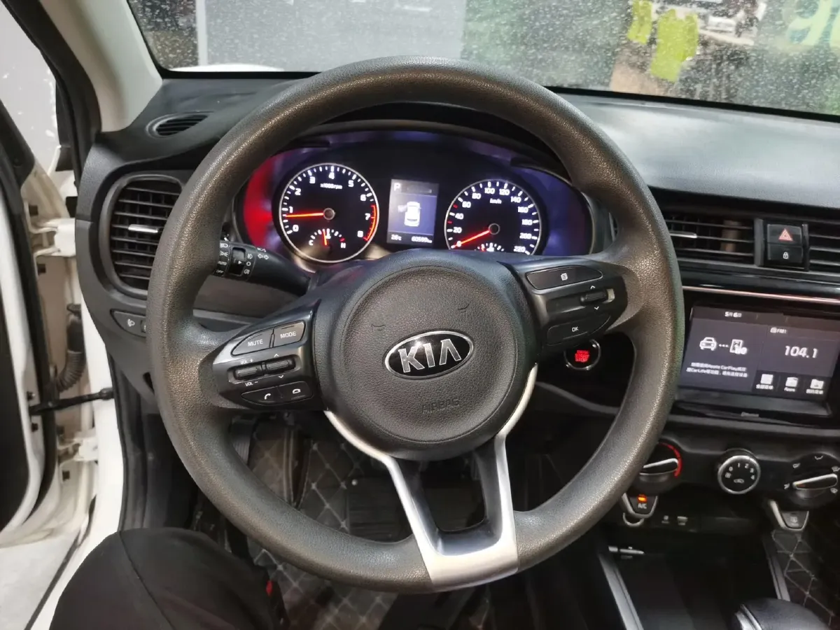 2017 Kia KX Cross 1.4L 100HP L4 6AT,autocango,china used car exporter,china ev exporter,chinese used car exporter,chinese used ev exporter