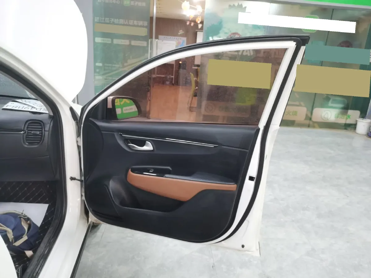 2017 Kia KX Cross 1.4L 100HP L4 6AT,autocango,china used car exporter,china ev exporter,chinese used car exporter,chinese used ev exporter