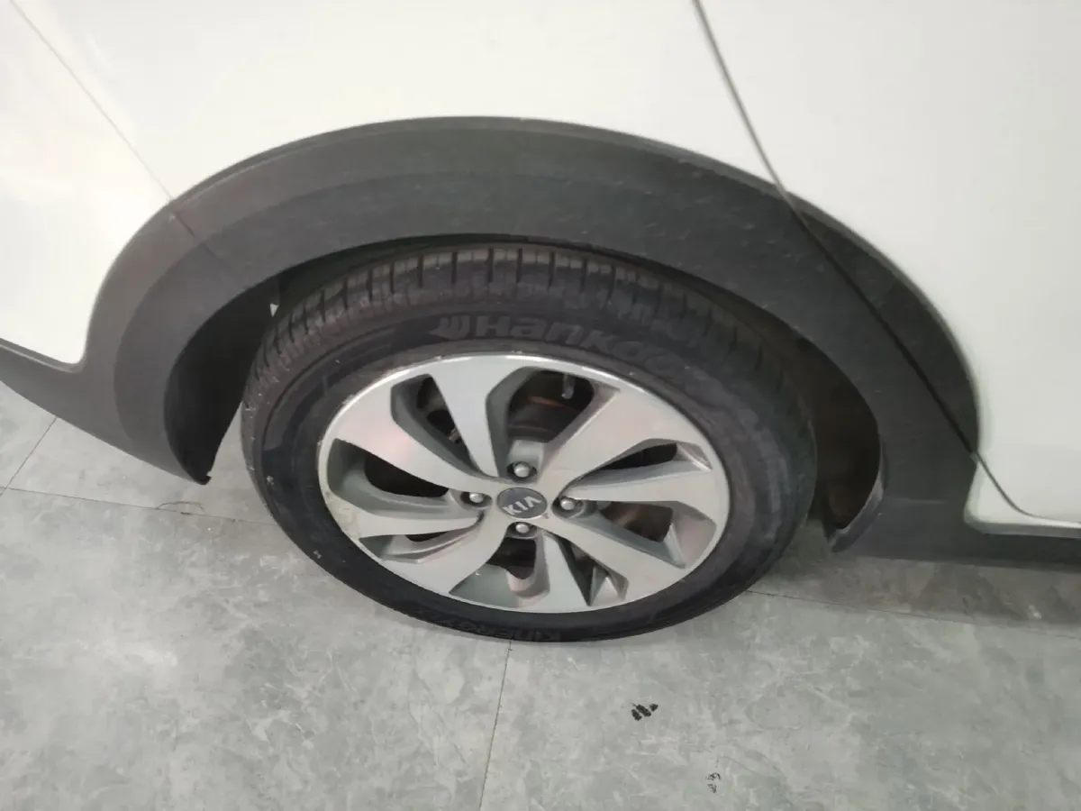 2017 Kia KX Cross 1.4L 100HP L4 6AT,autocango,china used car exporter,china ev exporter,chinese used car exporter,chinese used ev exporter