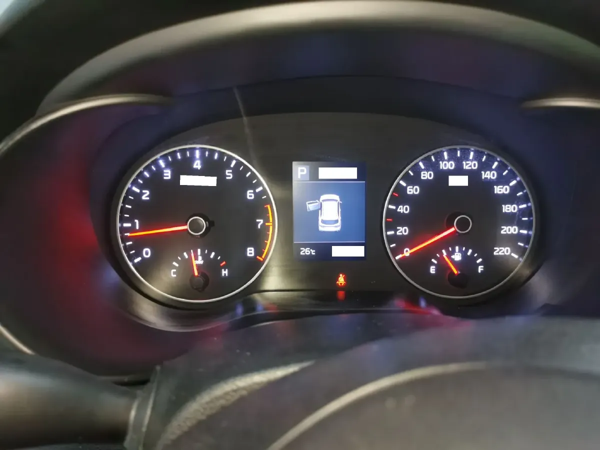 2017 Kia KX Cross 1.4L 100HP L4 6AT,autocango,china used car exporter,china ev exporter,chinese used car exporter,chinese used ev exporter