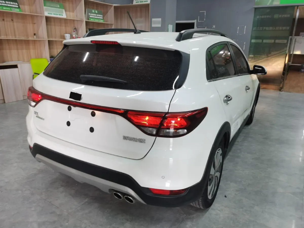 2017 Kia KX Cross 1.4L 100HP L4 6AT,autocango,china used car exporter,china ev exporter,chinese used car exporter,chinese used ev exporter