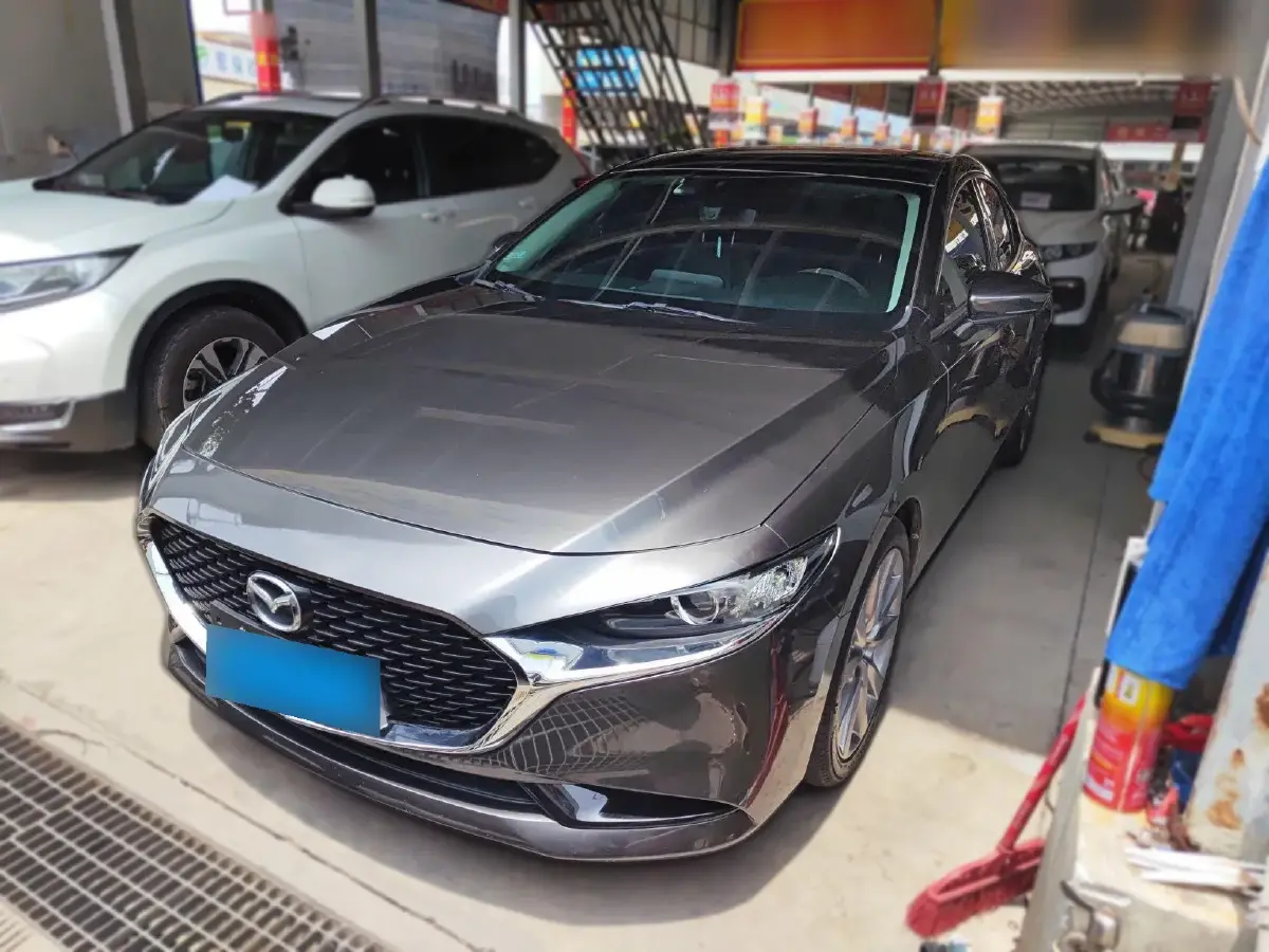 2020 Mazda 3 Axela 2.0L 158HP L4 6AT
